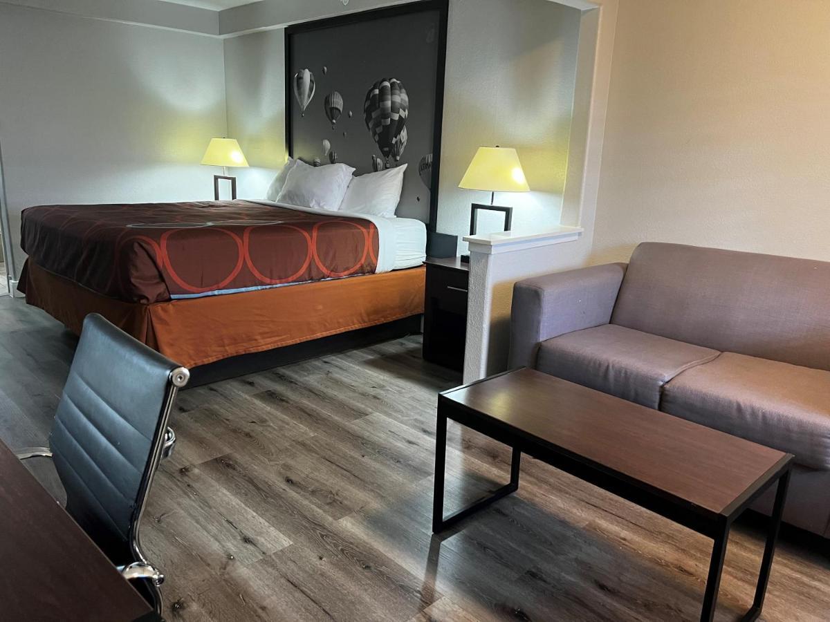 Hotel Super 8 By Wyndham Mont Belvieu - Baytown East Esterno foto